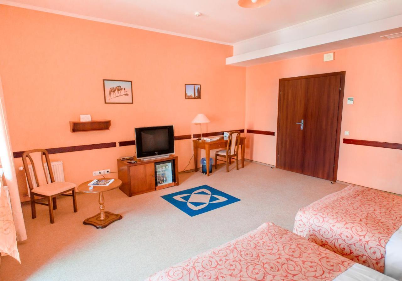 Premier Hotel Shafran Сумы Экстерьер фото