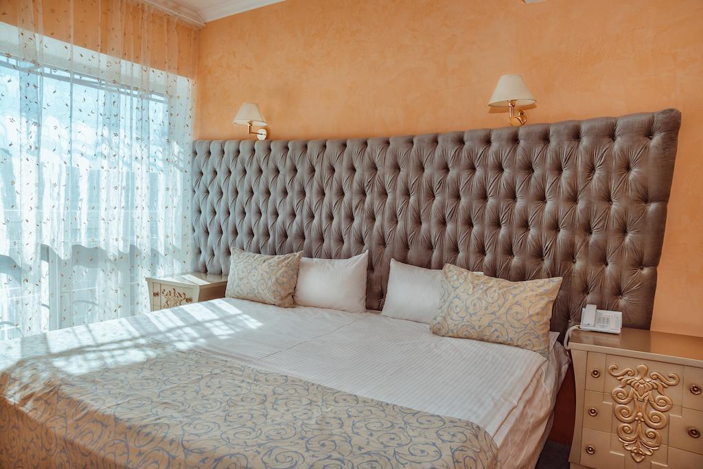 Premier Hotel Shafran Сумы Номер фото