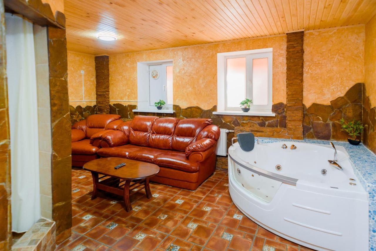 Premier Hotel Shafran Сумы Экстерьер фото